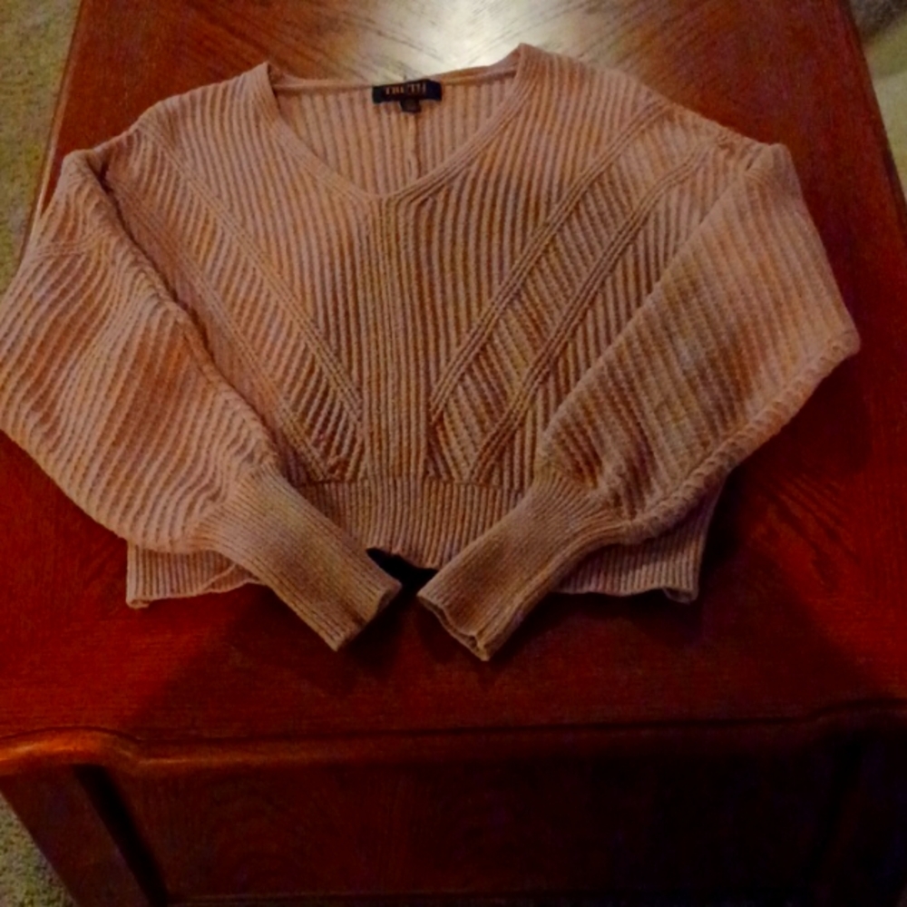 SWEATER